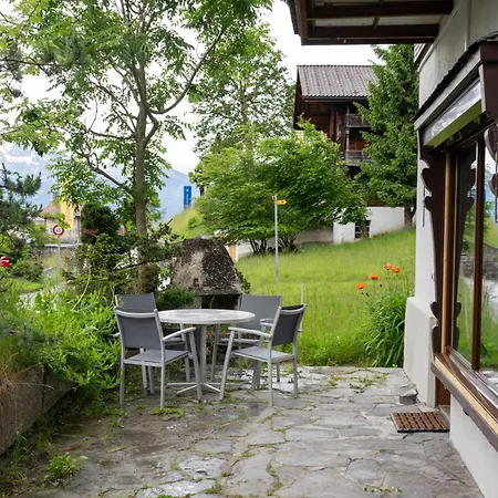 Between Lakes Apartment *