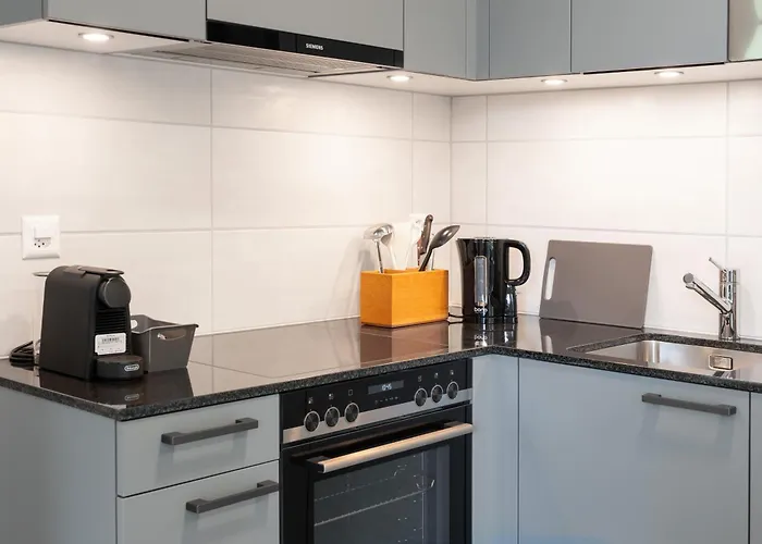 Between Lakes * ביטנברג