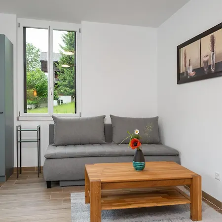 Between Lakes アパート ベアテンベルク